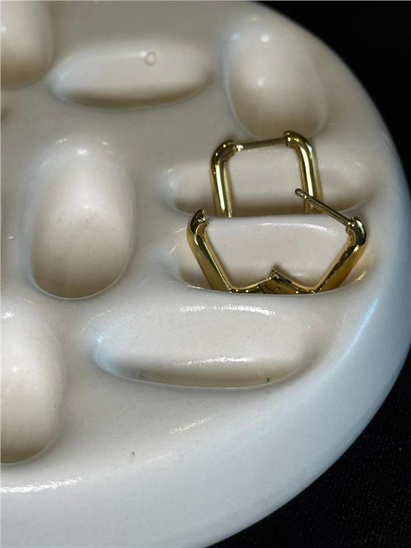 Sierra04 İnce Kare Kesim Halka Küpe